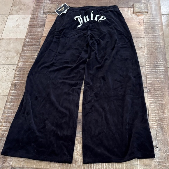Urban Outfitters Pants - UO Juicy Couture Black Label Los Angeles Joggers /
2017 Collection NWT